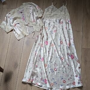Vintage 90s Versailles Floral Nightgown and Robe Set- M
